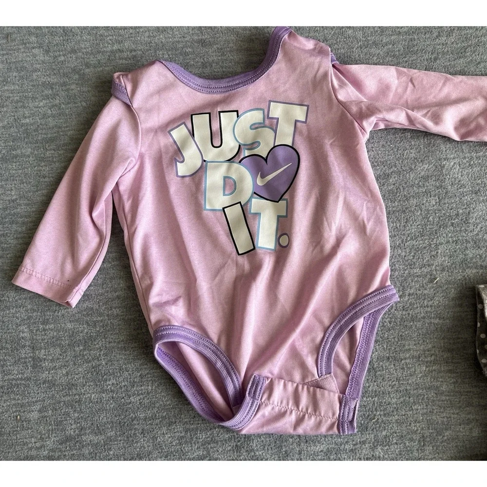 Nike Just Do It Baby Girls 3 Months Bodysuits 2 Piece 1 LongSleeve 1 ShortSleeve